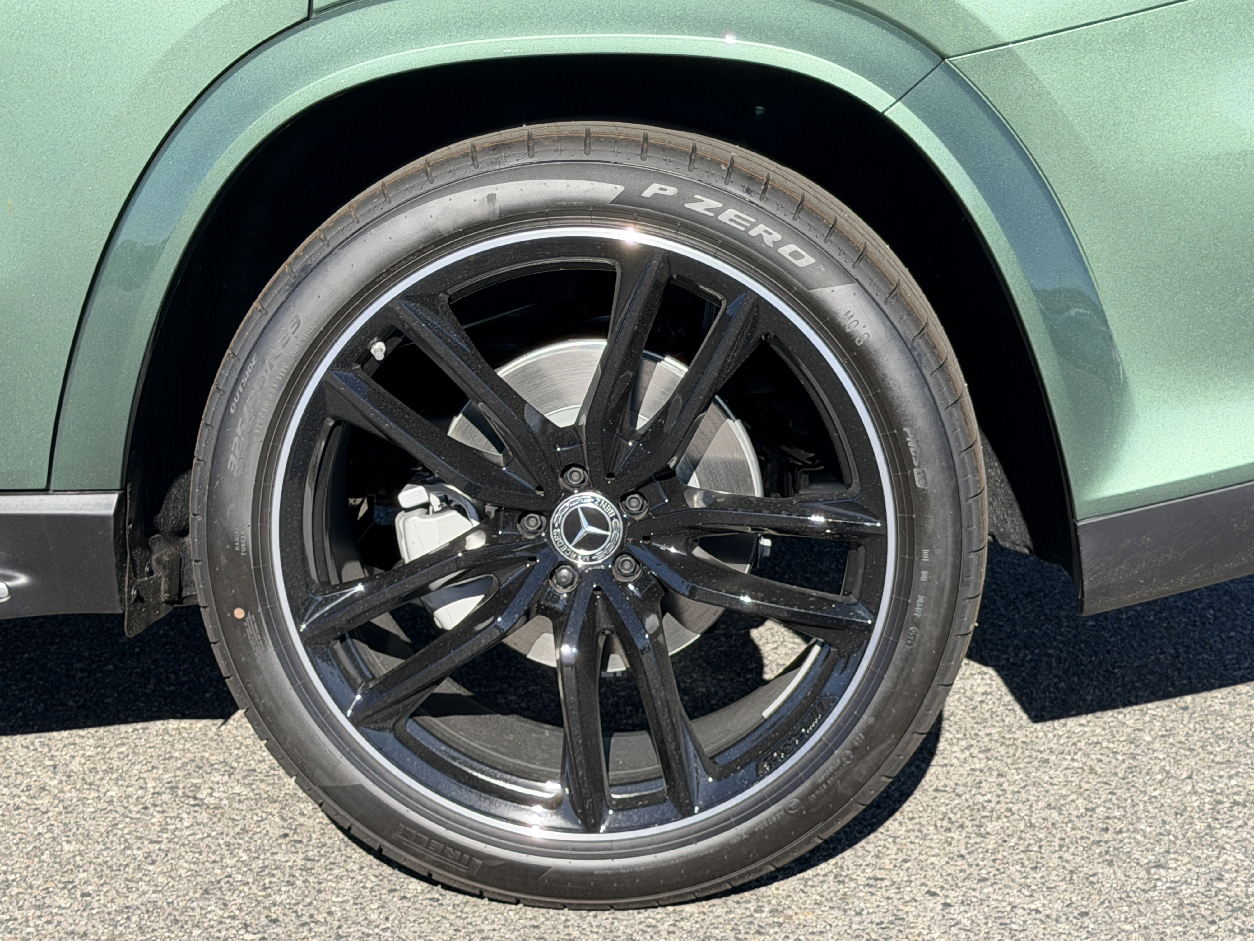 New 2026 Mercedes-Benz GLS 450 4MATIC image 15