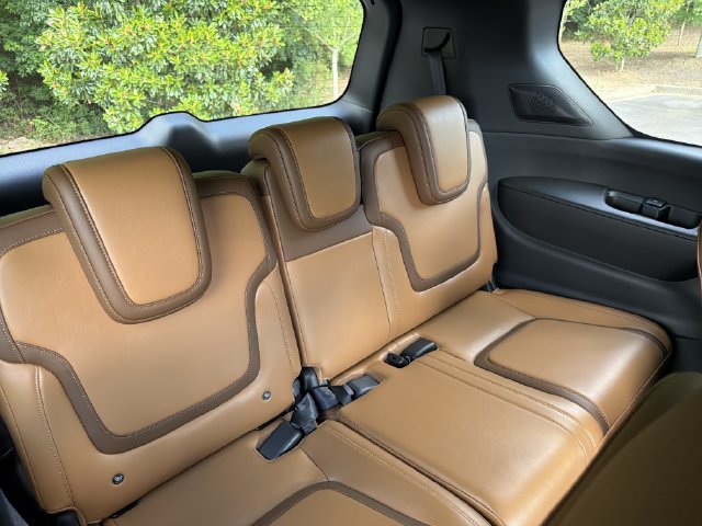 New 2026 Nissan Armada SL w/ Captain's Chari Seat Package AWD/4WD image 18
