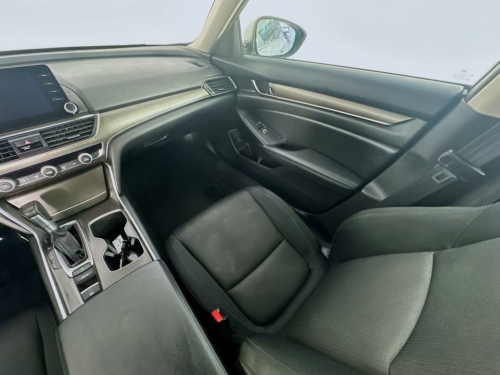 Used 2022 Honda Accord LX image 11