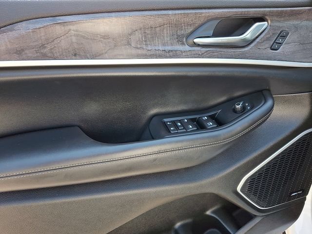 Used 2024 Jeep Grand Cherokee Limited 4xe AWD/4WD image 12