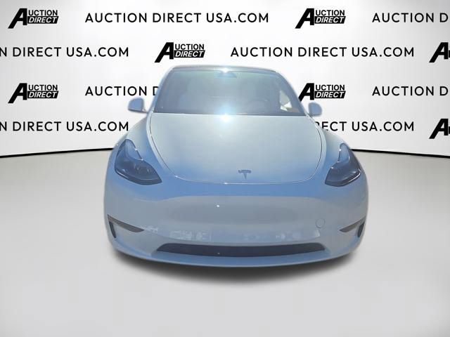 Used 2025 Tesla Model Y Long Range image 29