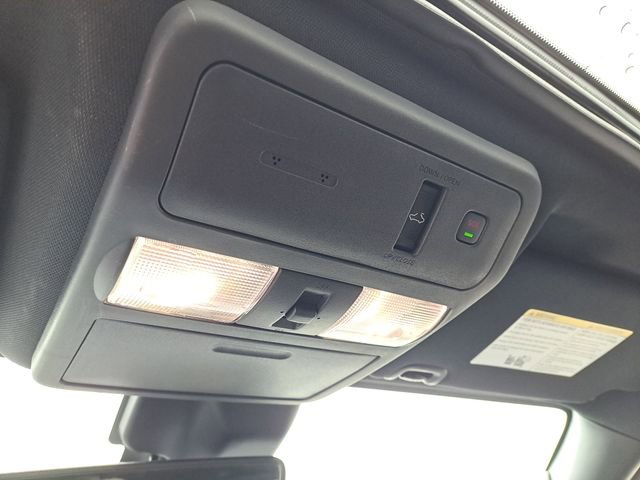 Used 2023 Nissan Frontier PRO-4X w/ Pro-4X Premium Package image 18
