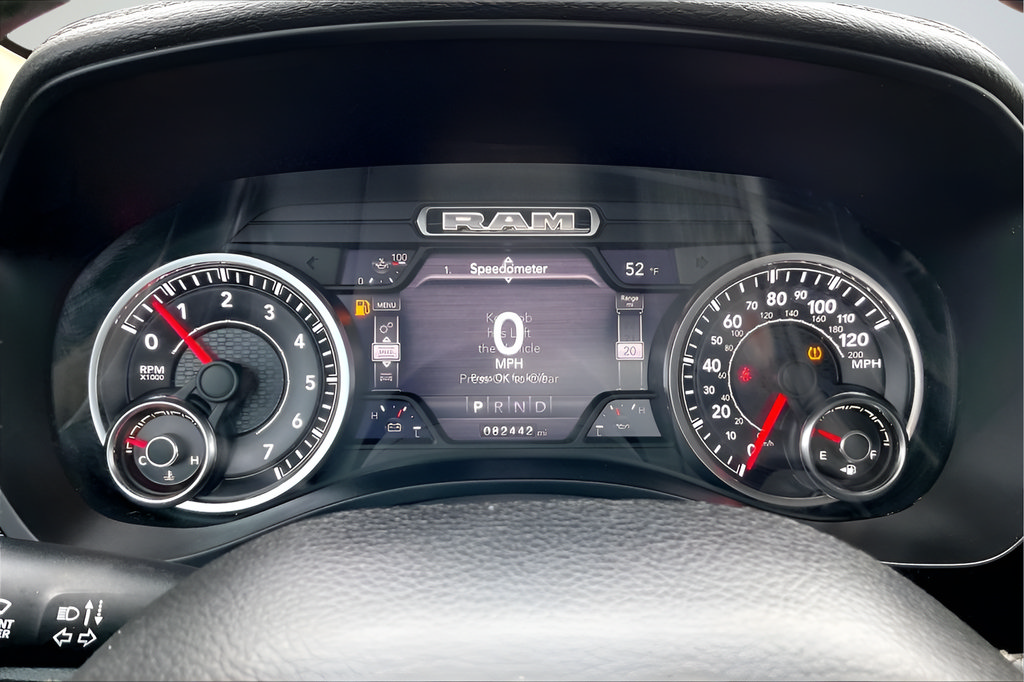 Used 2019 RAM 1500 Laramie AWD/4WD image 12