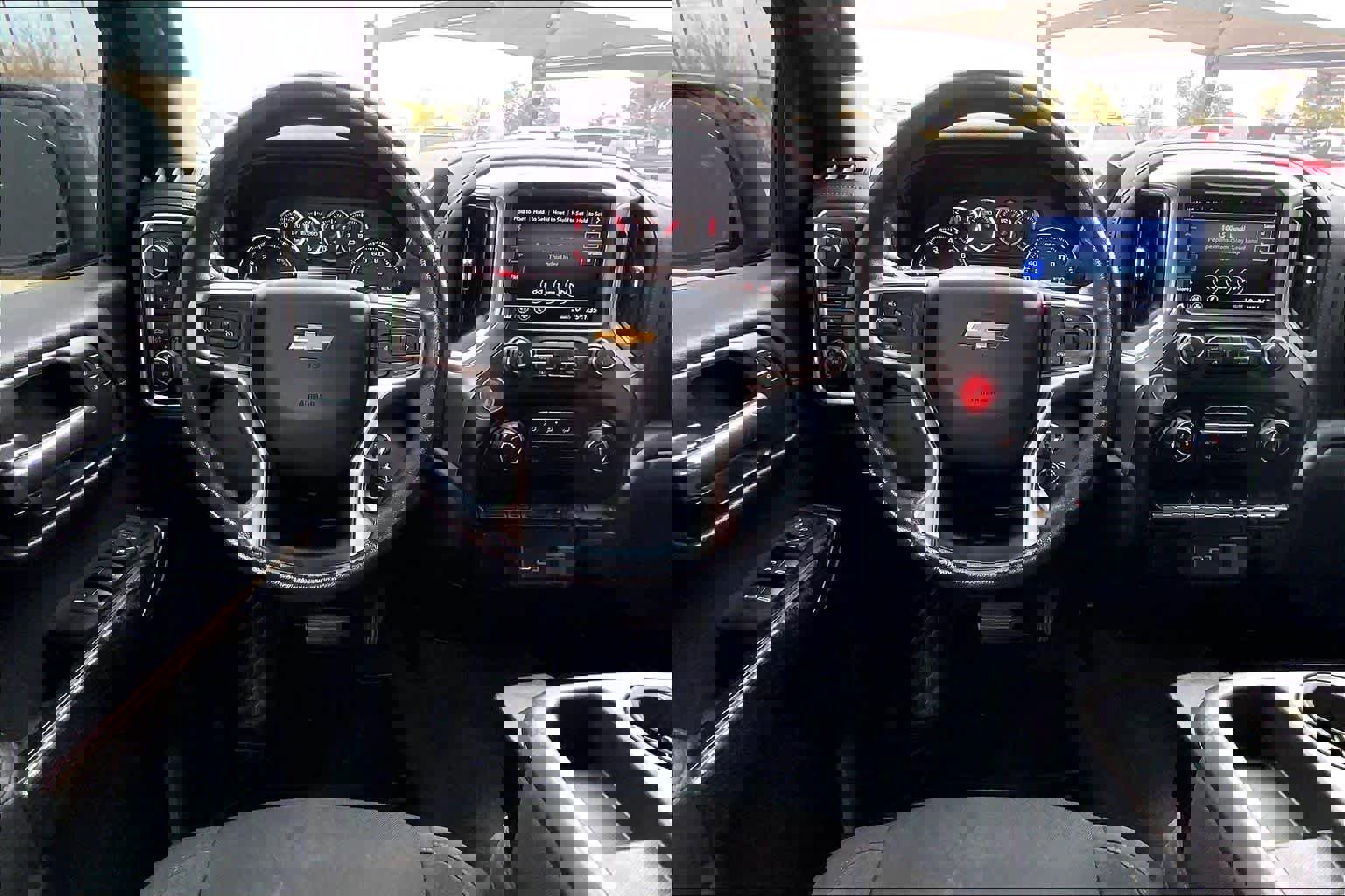 Used 2019 Chevrolet Silverado 1500 LT w/ Trailering Package image 6