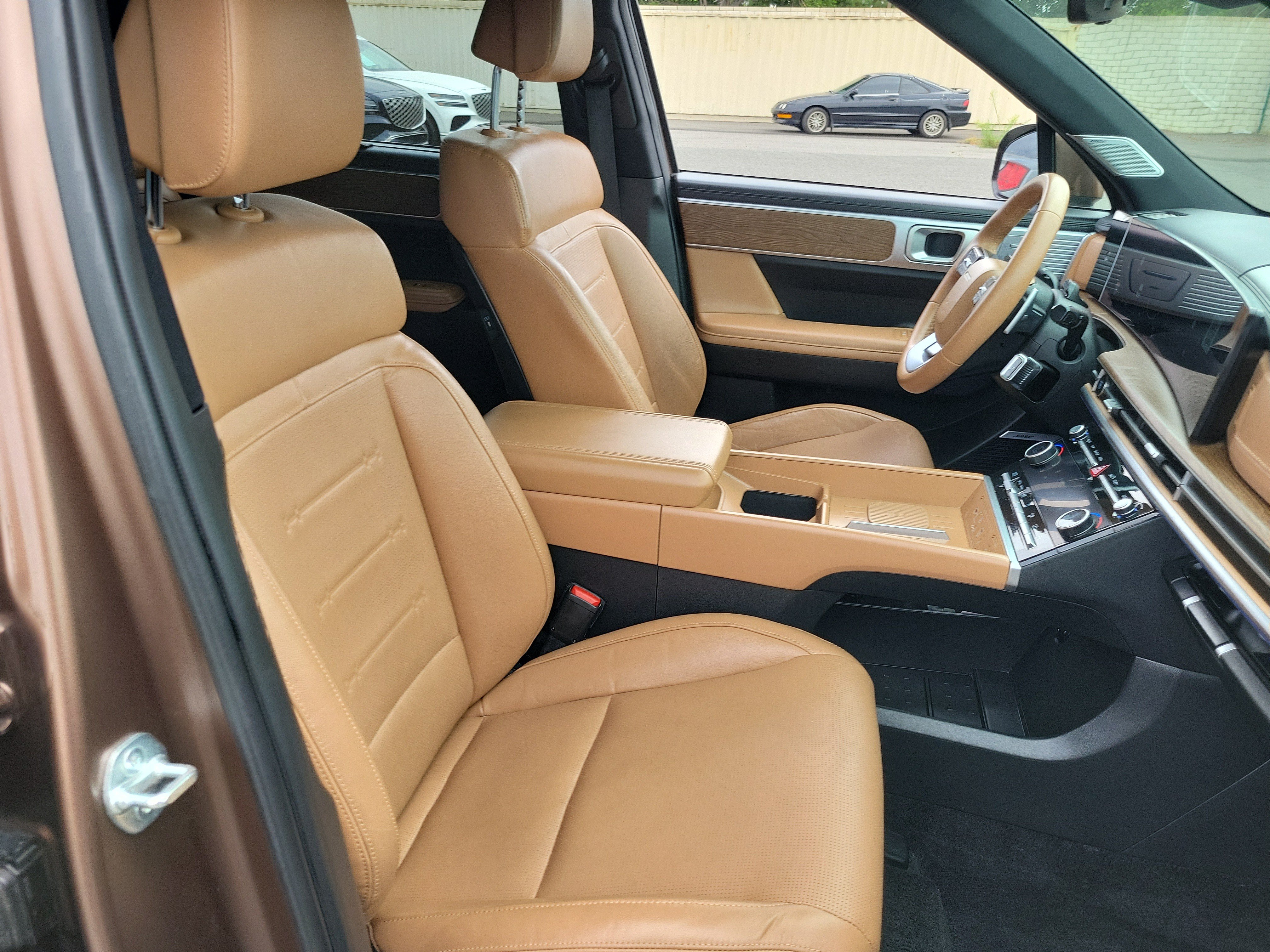 Used 2024 Hyundai Santa Fe Limited AWD/4WD image 22