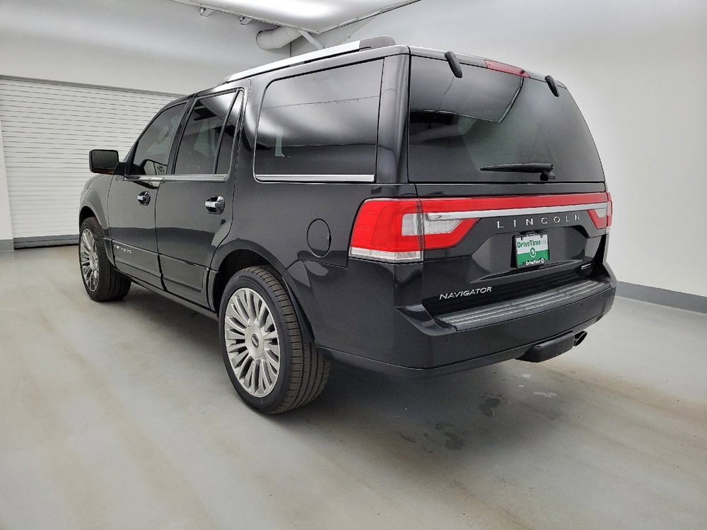 Used 2016 Lincoln Navigator Reserve AWD/4WD image 5
