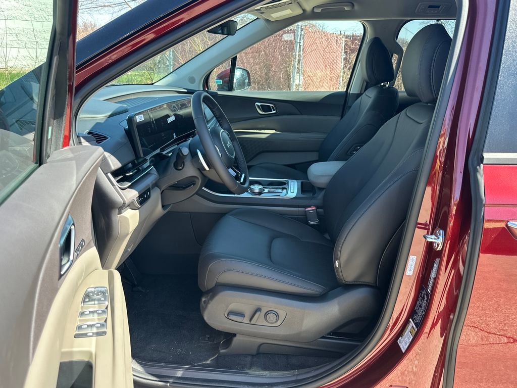 New 2026 Kia Carnival EX image 9