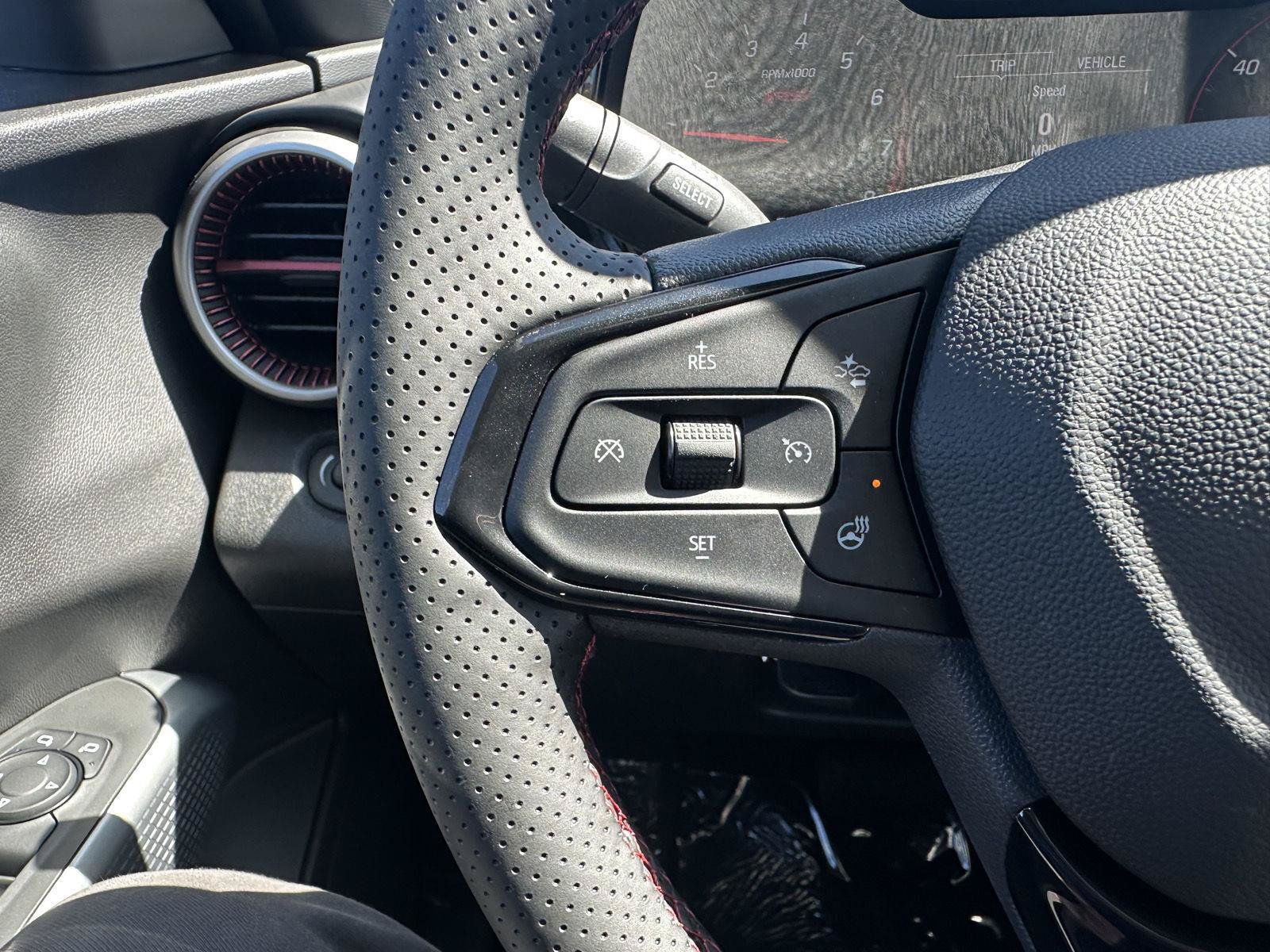 New 2026 Chevrolet Trax RS w/ Sunroof Package FWD image 17