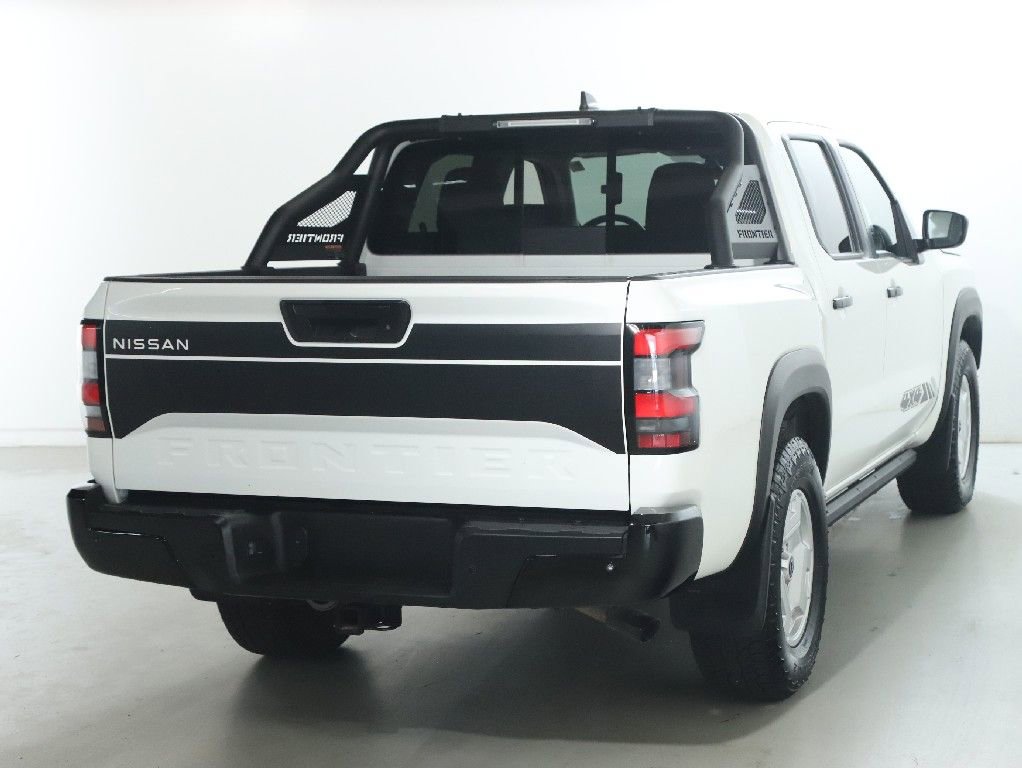 Certified 2024 Nissan Frontier SV w/ Hardbody Edition image 44