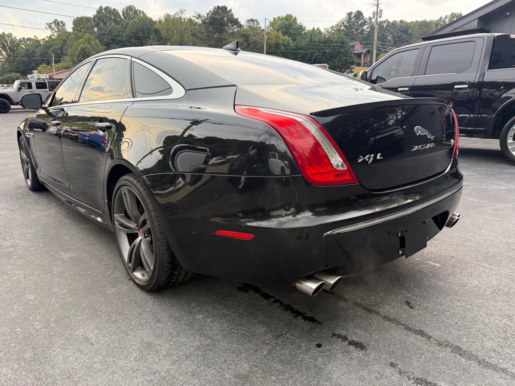 Used 2014 Jaguar XJ R LWB RWD image 8