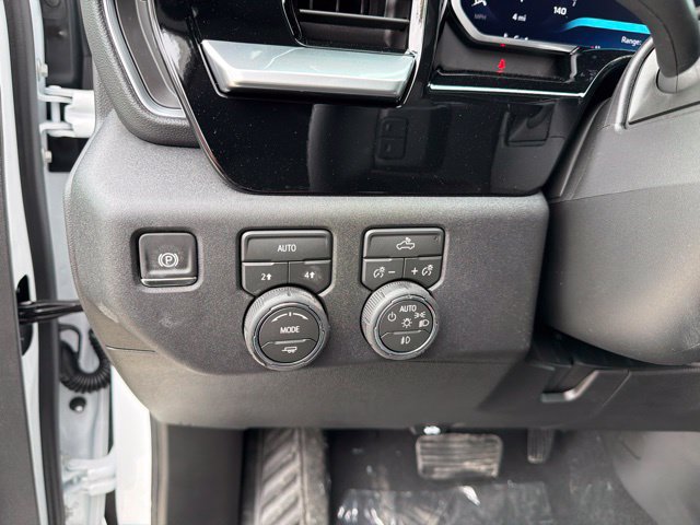 New 2026 Chevrolet Silverado 1500 RST w/ Redline Edition AWD/4WD image 15