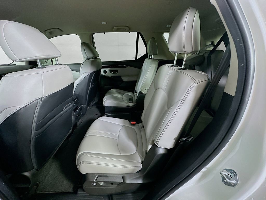 Used 2024 Honda Pilot EX-L image 15