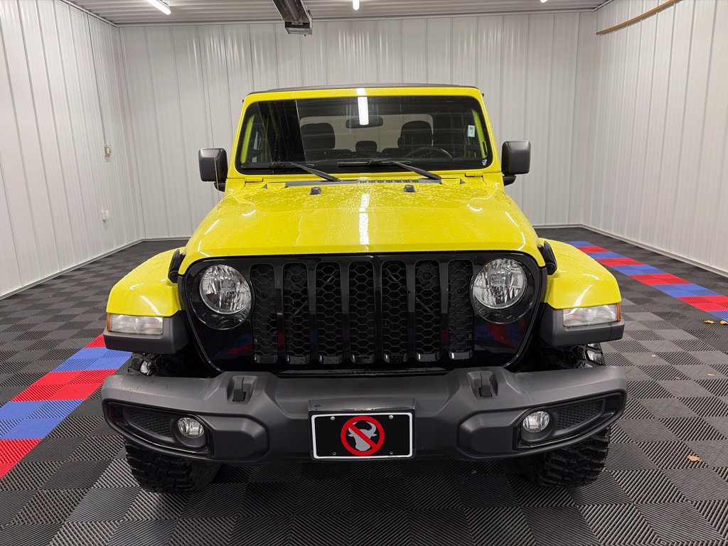 Used 2023 Jeep Gladiator Sport AWD/4WD image 9