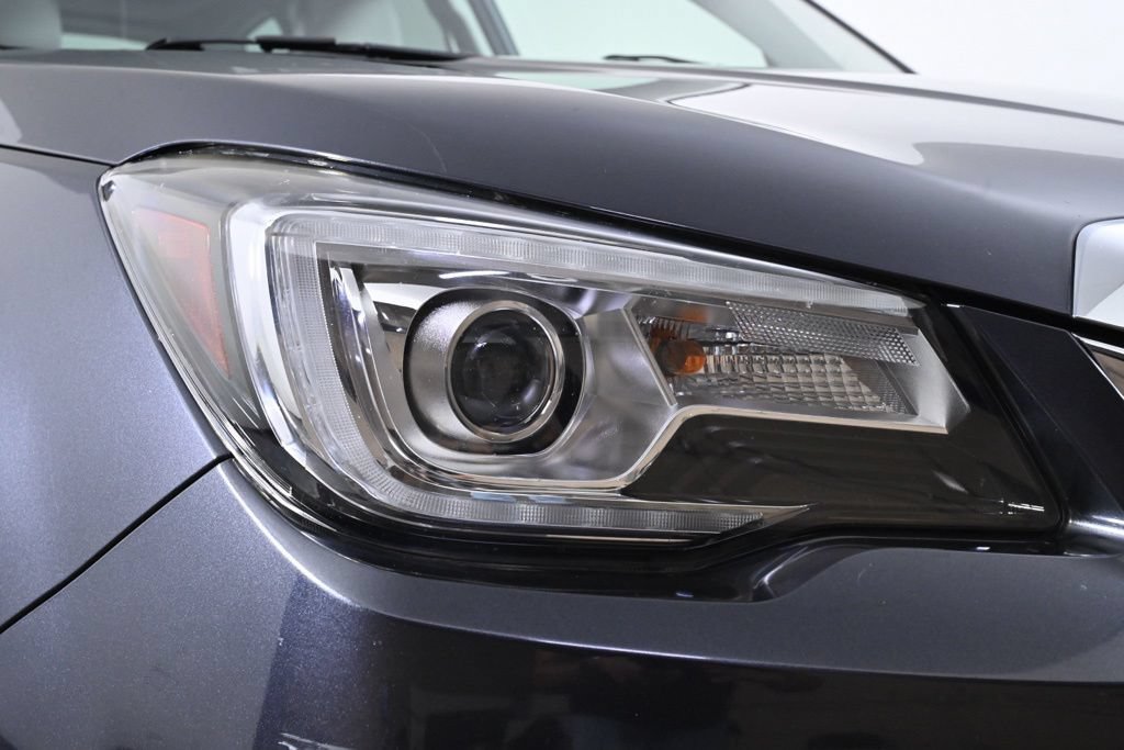 Used 2018 Subaru Forester 2.5i Limited AWD/4WD image 10