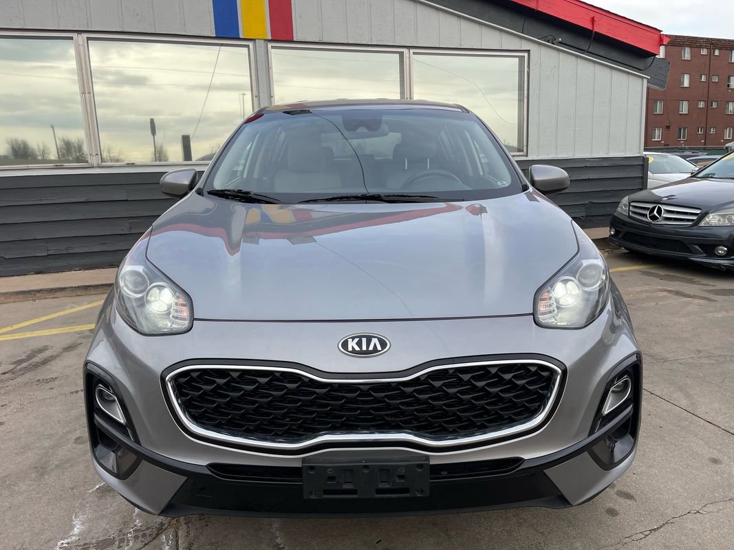 Used 2022 Kia Sportage LX image 2