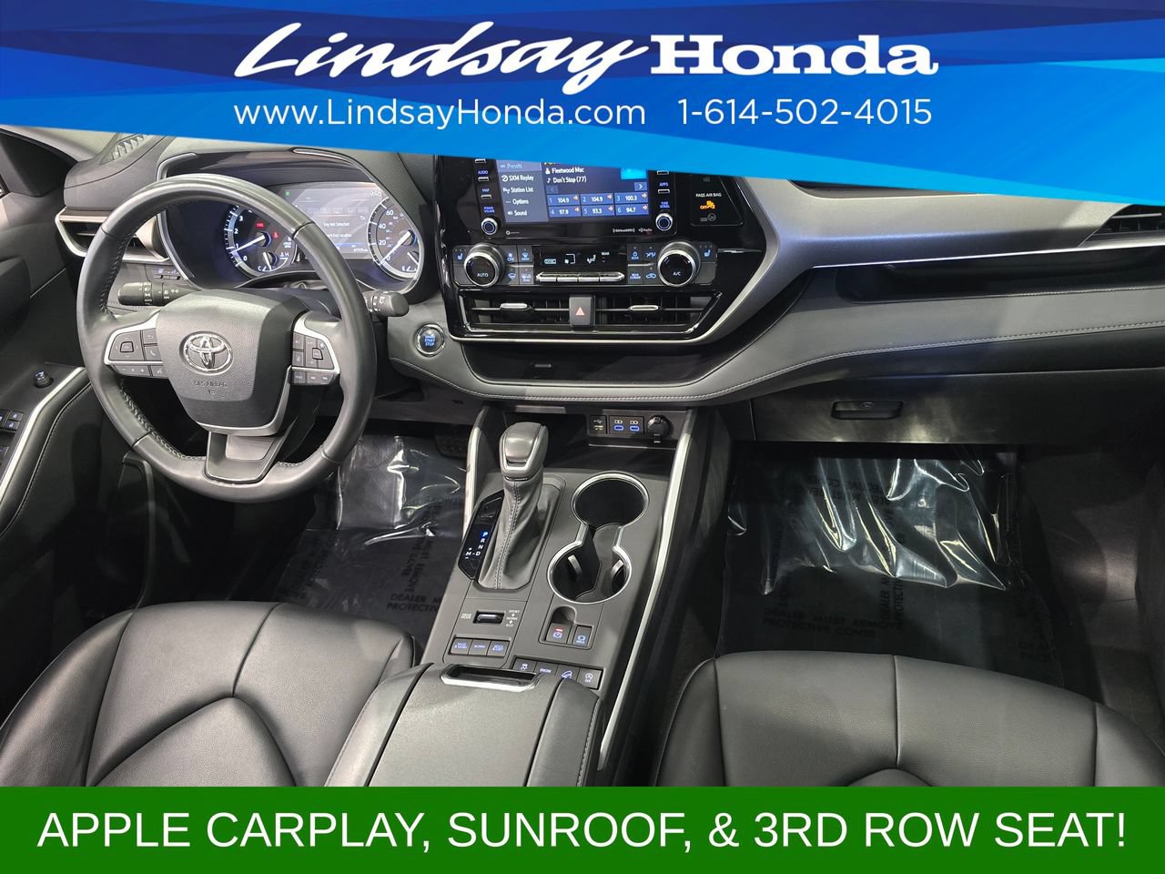 Used 2022 Toyota Highlander XLE AWD/4WD image 11