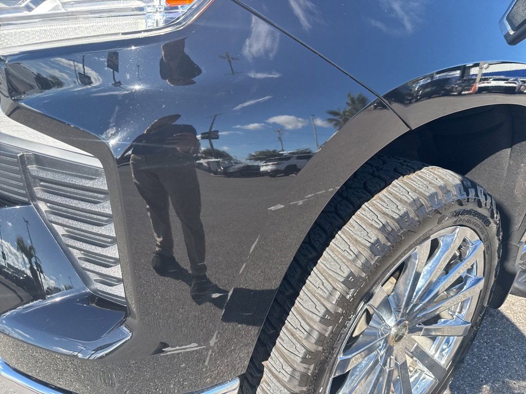 Used 2023 Chevrolet Silverado 1500 LT image 3