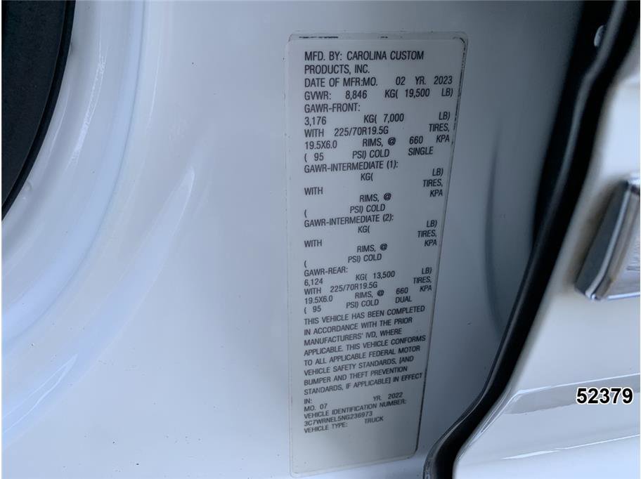 Used 2022 RAM 5500 4x4 Crew Cab image 15