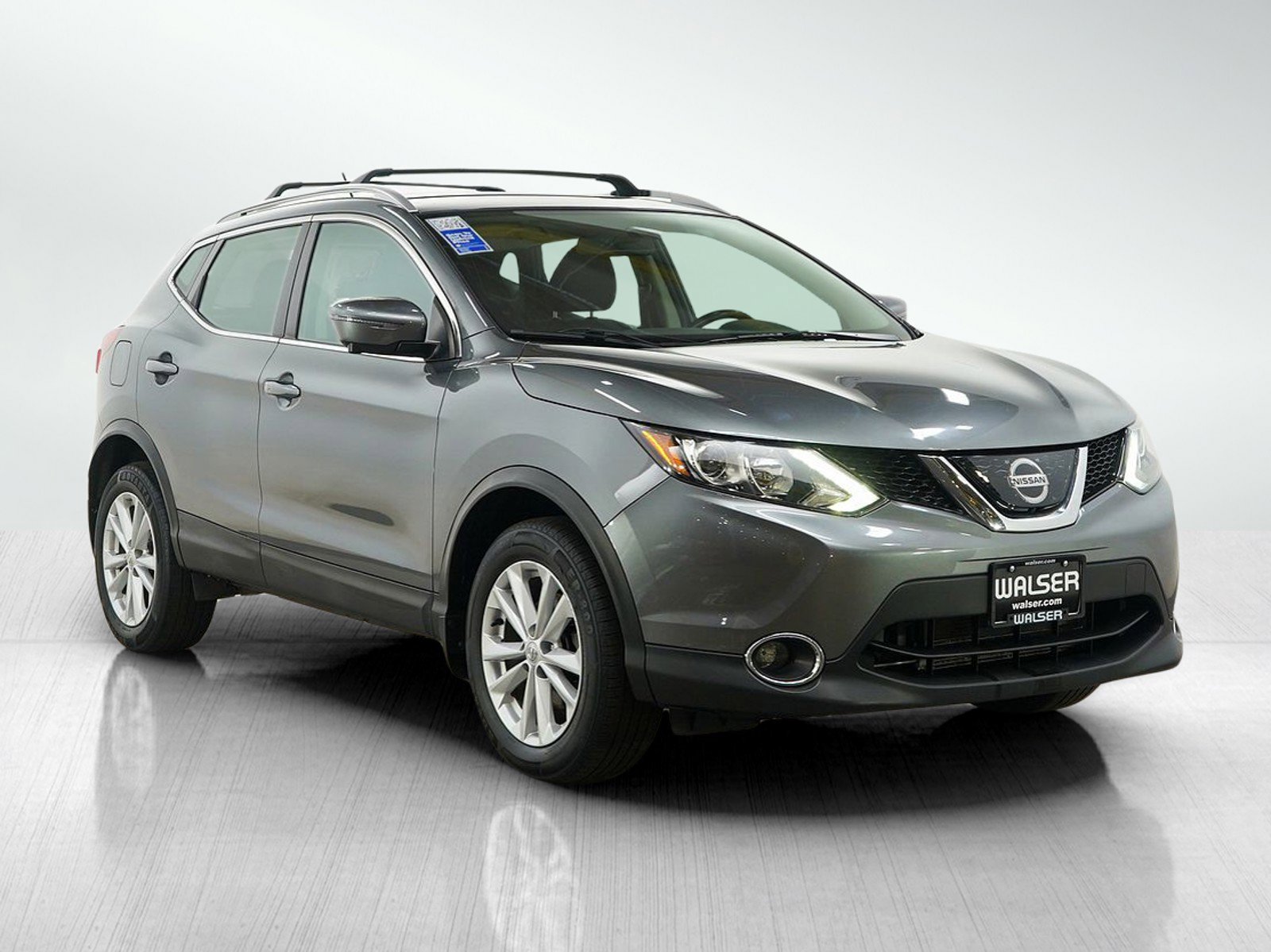 Used 2018 Nissan Rogue Sport SV w/ SV Technology Package image 8