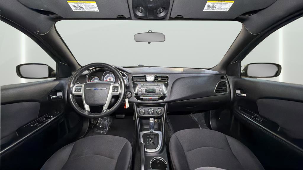 Used 2012 Chrysler 200 Touring image 30