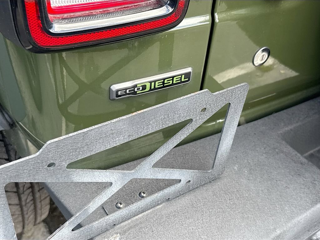 Used 2021 Jeep Wrangler Unlimited Willys image 9