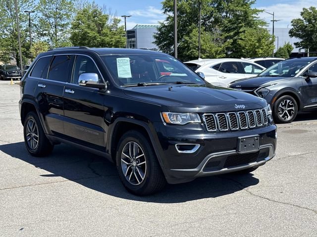 Used 2017 Jeep Grand Cherokee Limited AWD/4WD image 1