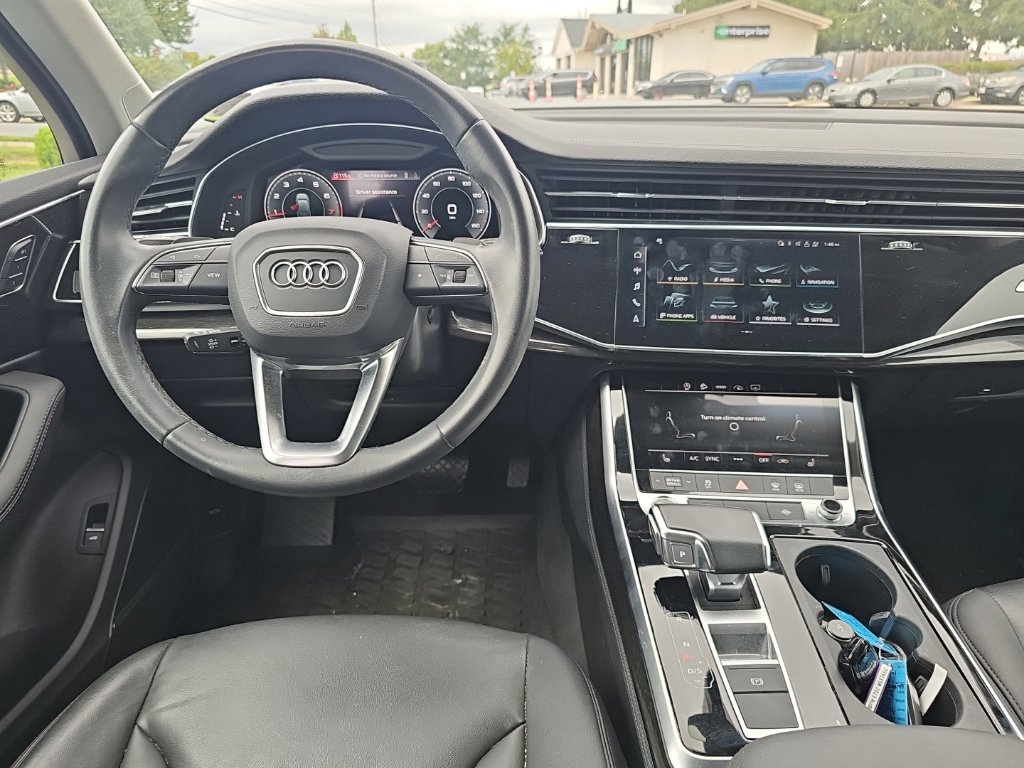 Used 2023 Audi Q7 2.0T Premium Plus AWD/4WD image 2