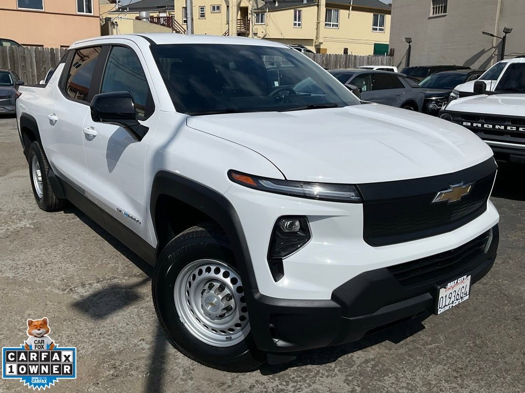 Used 2024 Chevrolet Silverado EV W/T AWD/4WD image 2
