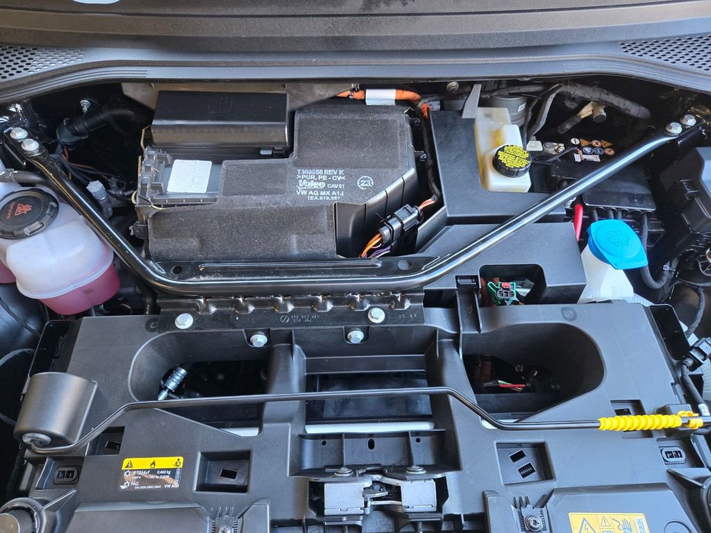 Certified 2023 Volkswagen ID.4 Pro image 23