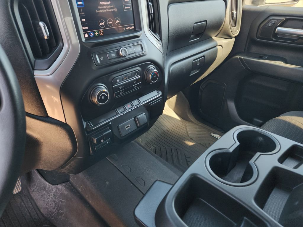 Used 2020 Chevrolet Silverado 2500 Custom w/ Custom Value Package image 23