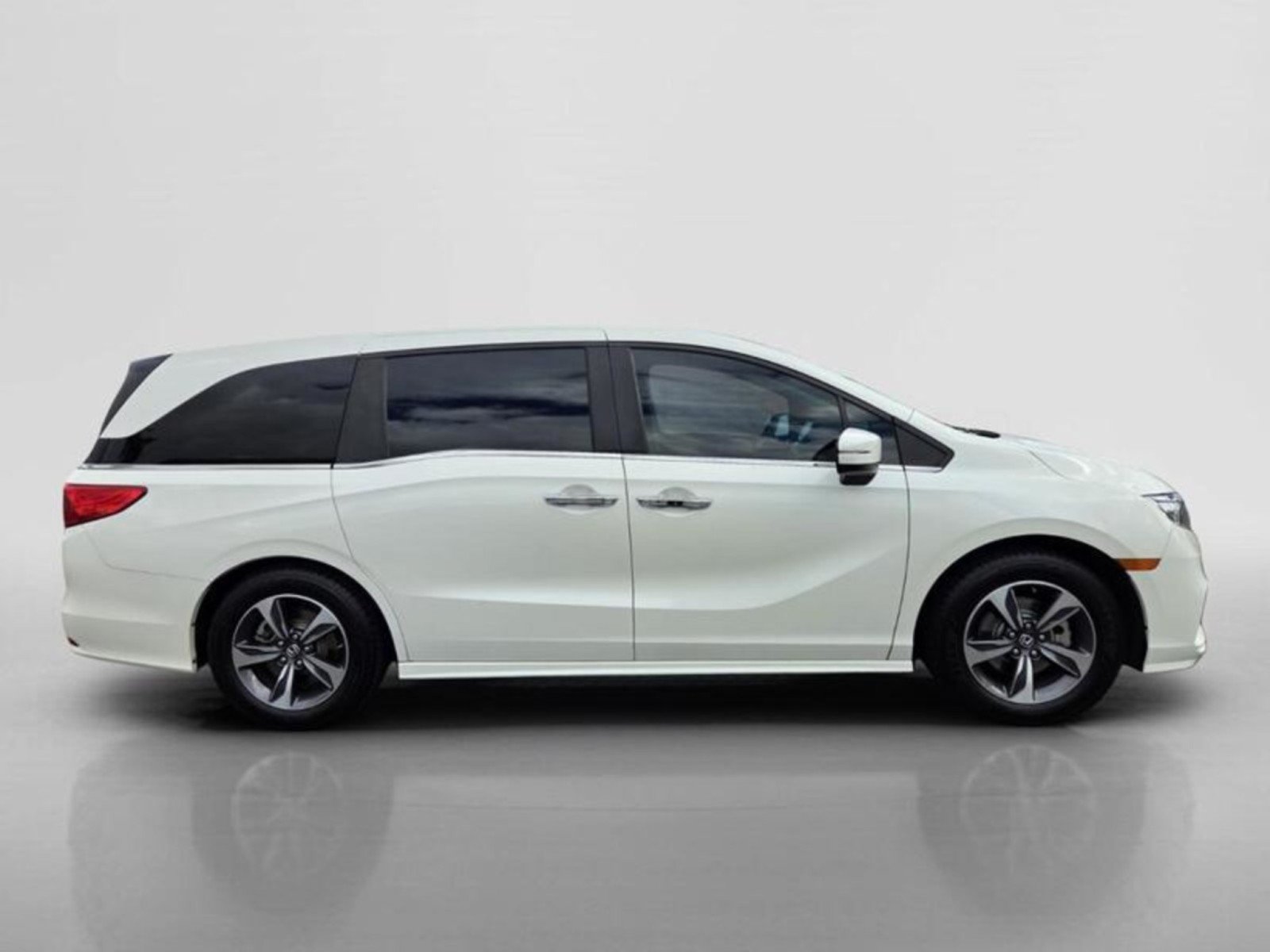Used 2018 Honda Odyssey Touring image 6