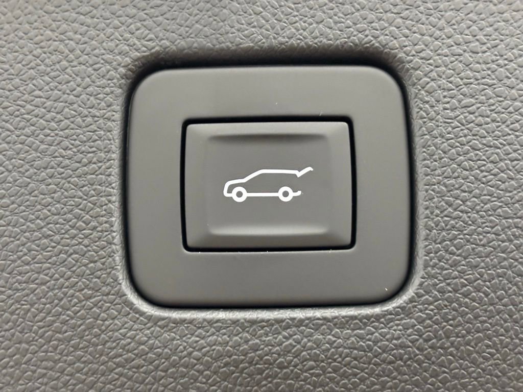 New 2026 Buick Envista Avenir image 11