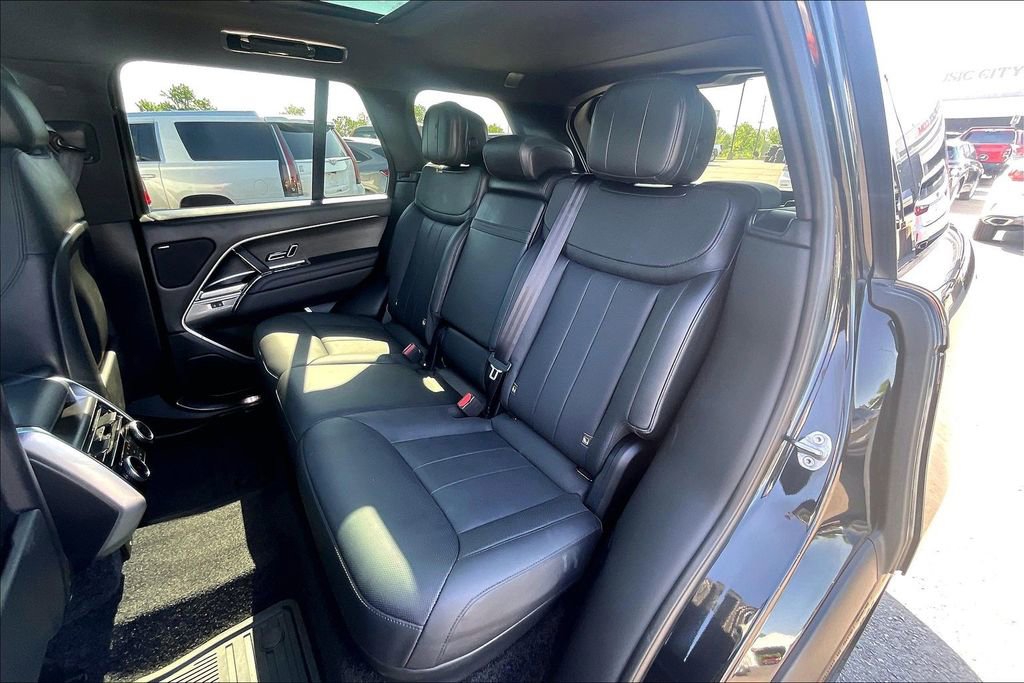 Used 2023 Land Rover Range Rover SE AWD/4WD image 23