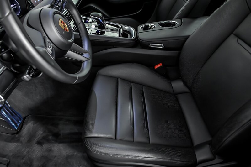 Used 2023 Porsche Panamera 4S AWD/4WD image 18