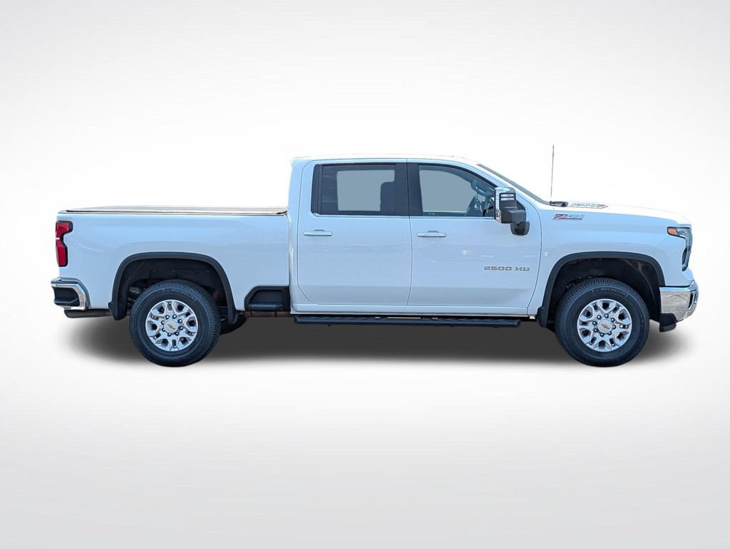 Used 2025 Chevrolet Silverado 2500 LTZ w/ LTZ Convenience Package AWD/4WD video 2