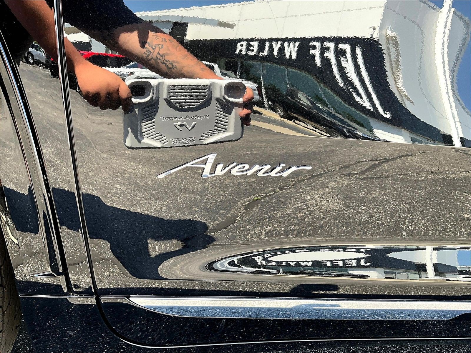 New 2026 Buick Enclave Avenir w/ Super Cruise Package FWD image 8