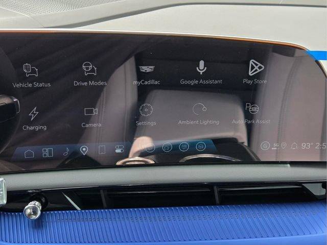 New 2027 Cadillac Optiq Luxury AWD/4WD image 29