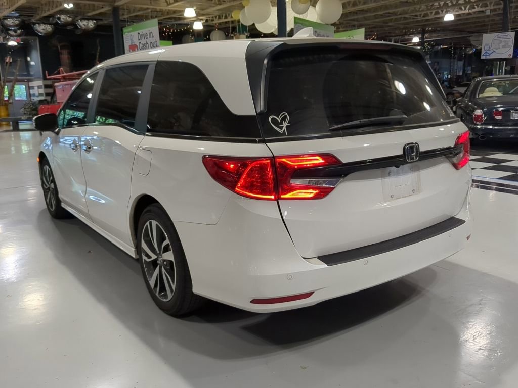 Used 2024 Honda Odyssey Touring image 9
