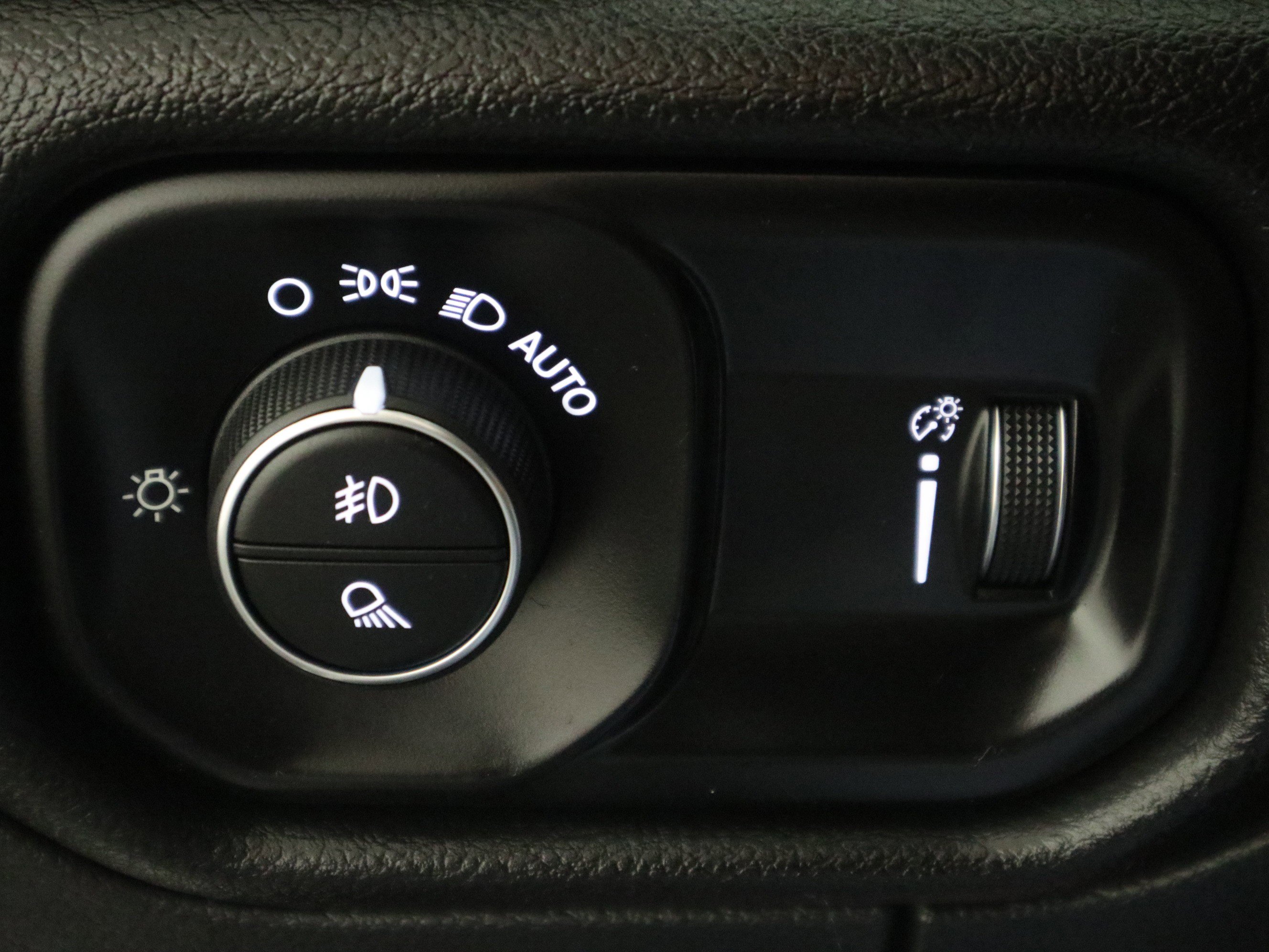 Used 2023 RAM 1500 Big Horn image 31