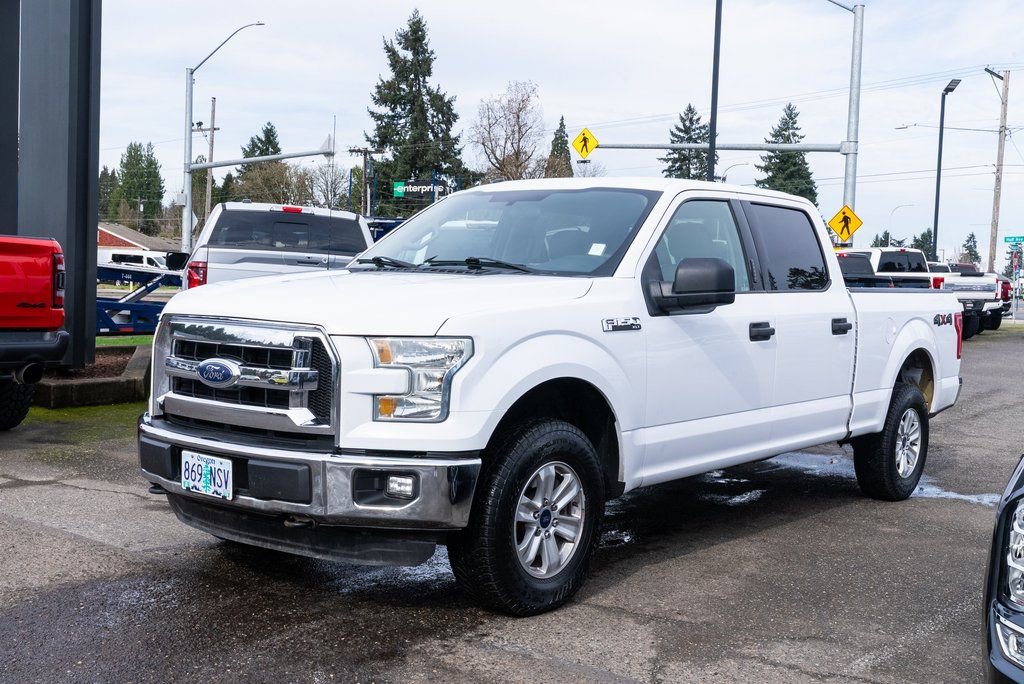 Used 2016 Ford F150 XLT w/ Trailer Tow Package AWD/4WD image 3