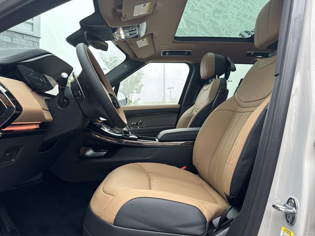 New 2026 Land Rover Range Rover Sport Dynamic SE AWD/4WD image 20