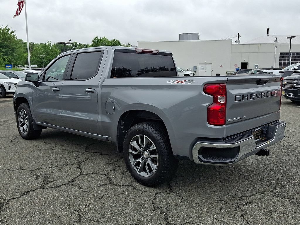 Used 2024 Chevrolet Silverado 1500 LT AWD/4WD image 4