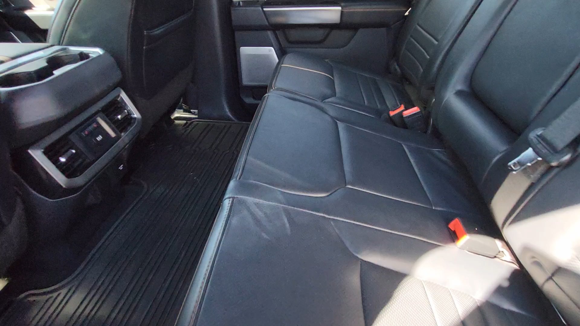 Used 2024 Ford F250 Platinum AWD/4WD image 31