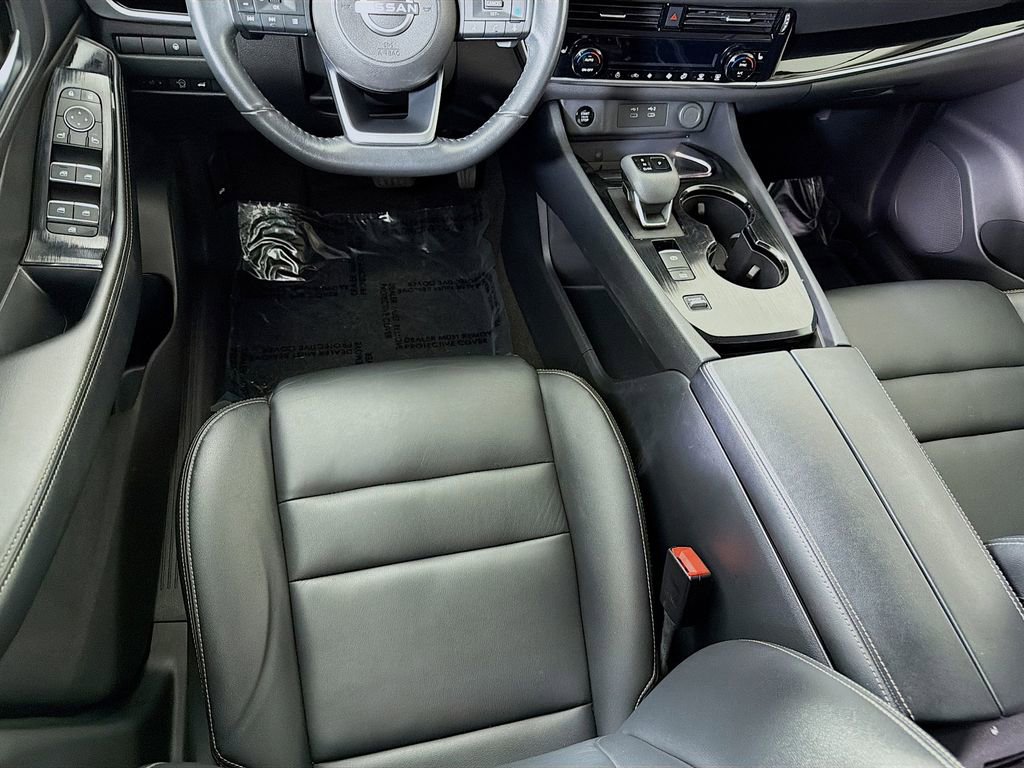 Used 2024 Nissan Rogue SL FWD image 26