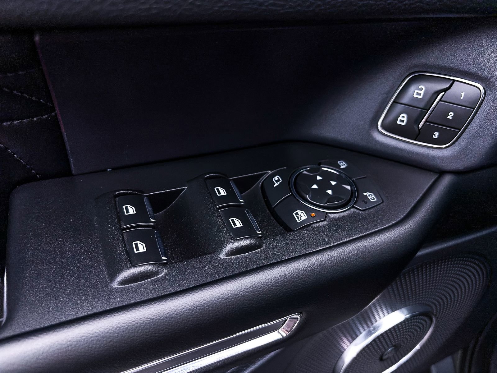 Used 2019 Ford Expedition Max Platinum AWD/4WD image 20