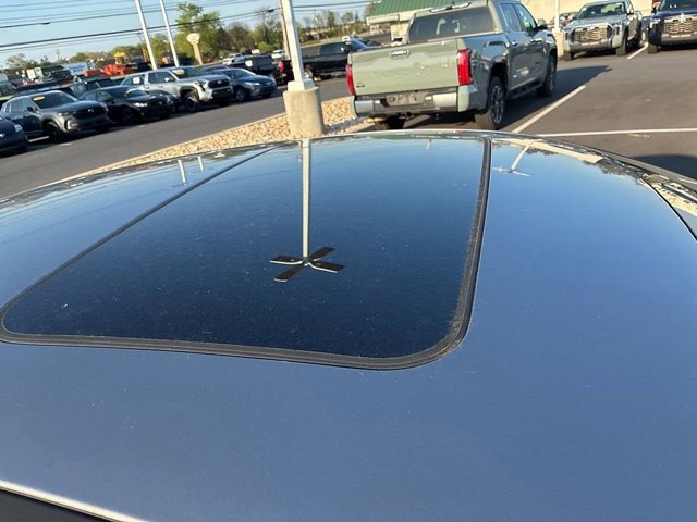 Used 2023 Hyundai Elantra Limited image 21