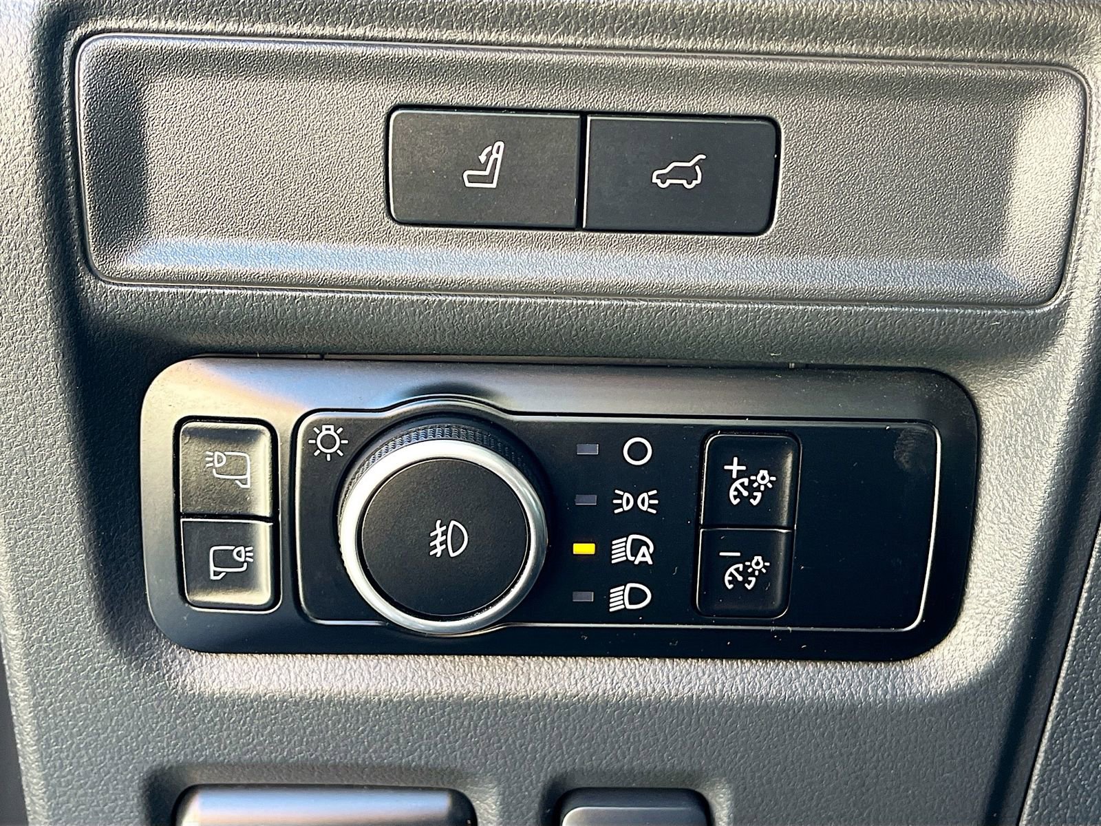 Used 2024 Ford Expedition Platinum AWD/4WD image 10