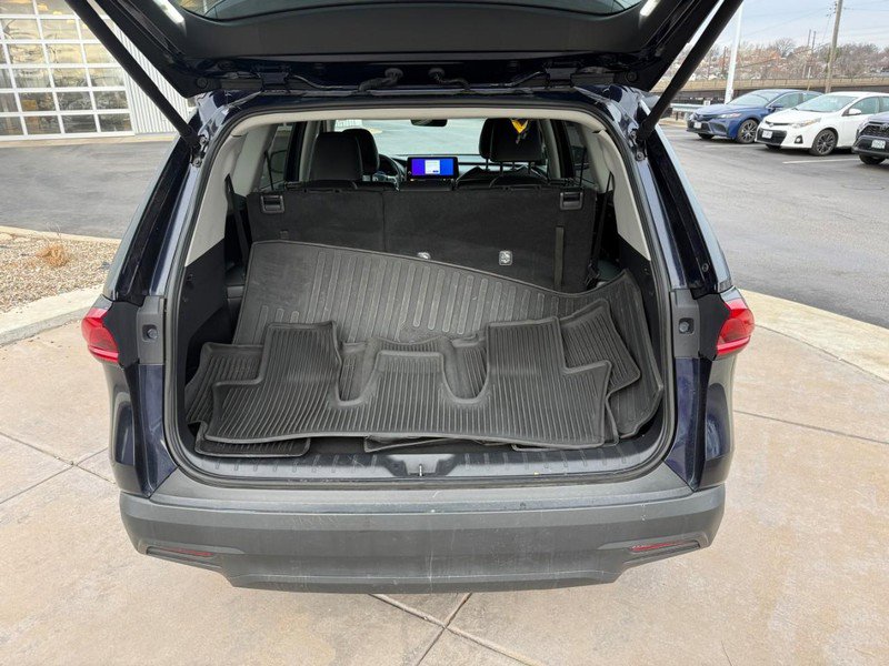 Certified 2024 Toyota Grand Highlander AWD image 9