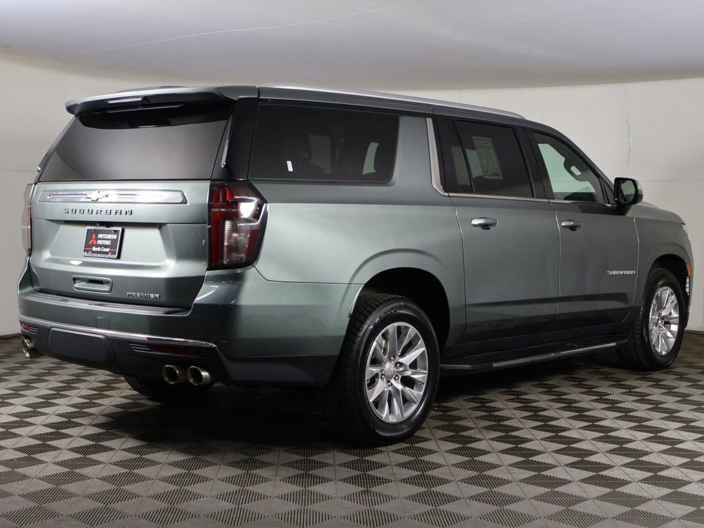 Used 2023 Chevrolet Suburban Premier AWD/4WD image 12