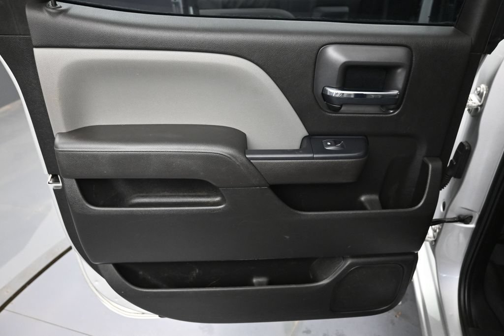 Used 2017 Chevrolet Silverado 2500 W/T AWD/4WD image 24